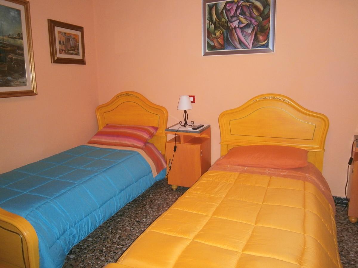 Bed And Breakfast Su Niu 콰르투치우 외부 사진